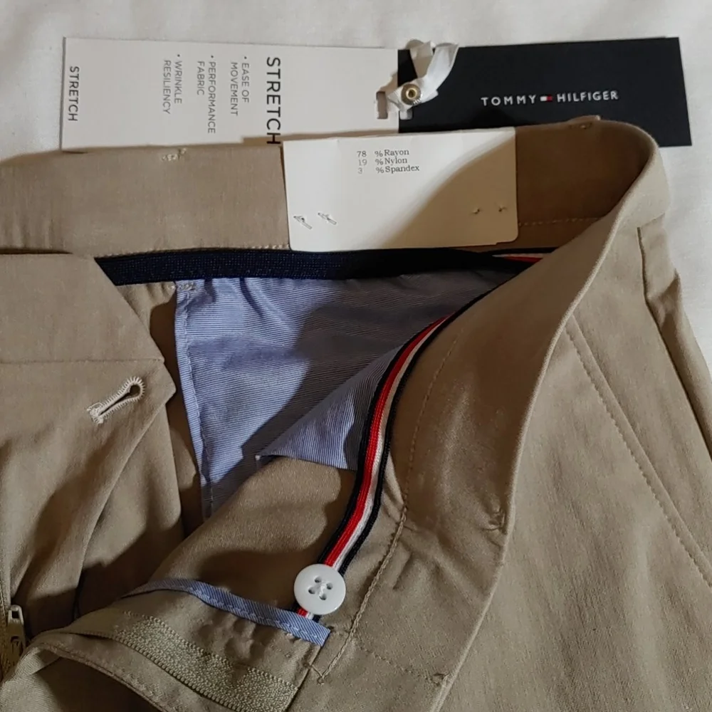 Tommy Hilfiger Men's Khakis